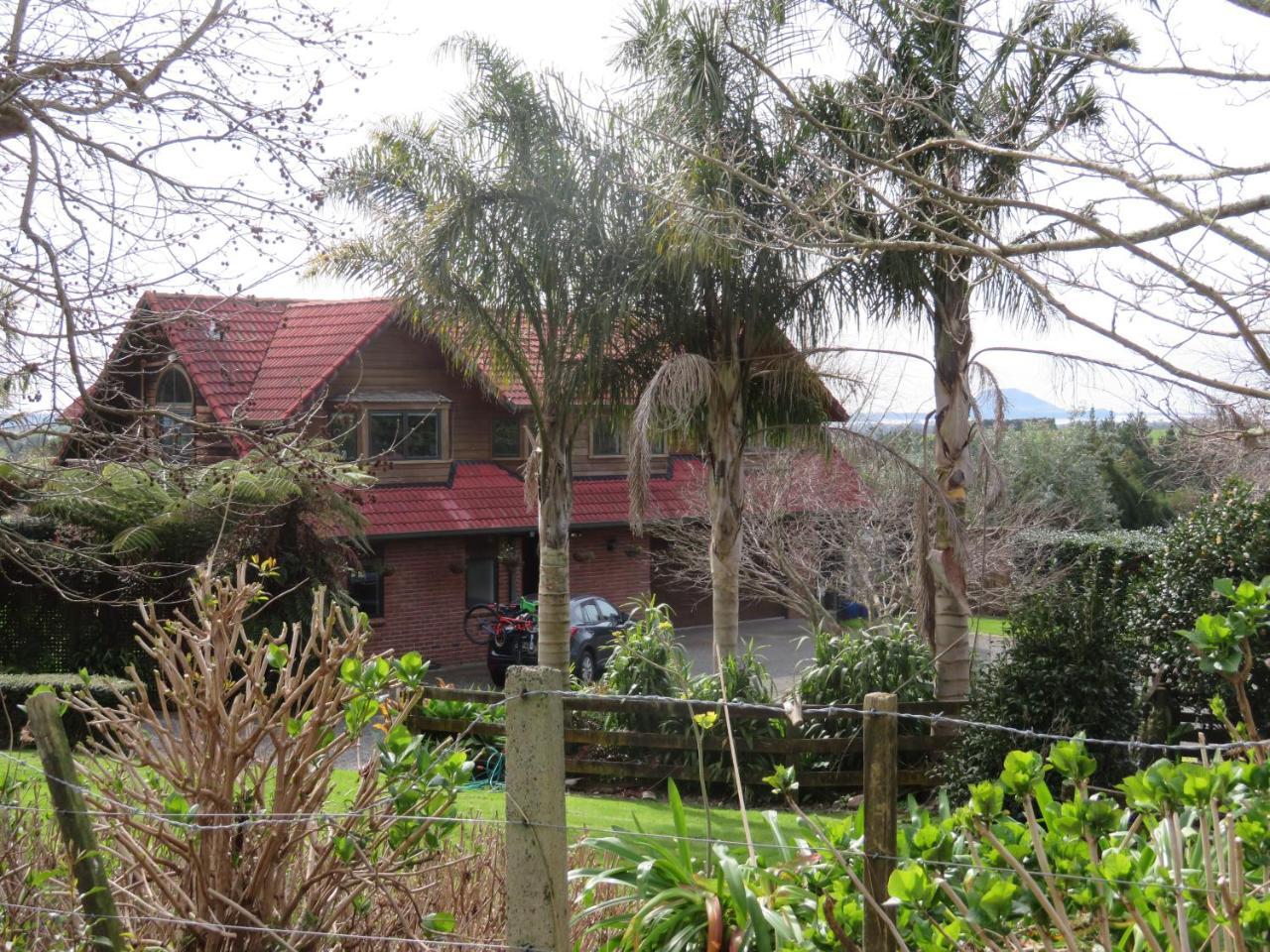 Three Gables B&B Whakamarama Exterior photo
